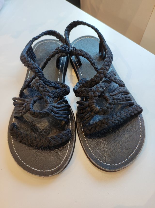 Sandalias
