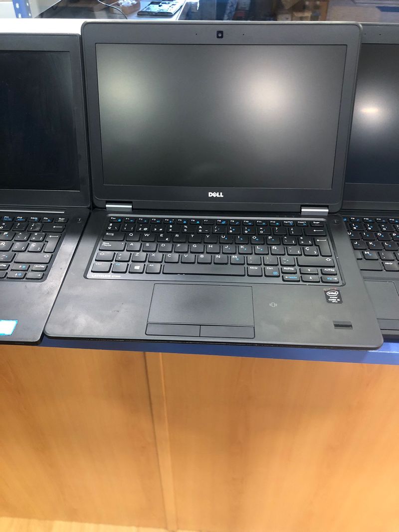 Lote de 10ud. Portátil Dell  12" i5 8Gb 256 gb ssd afbeelding 2