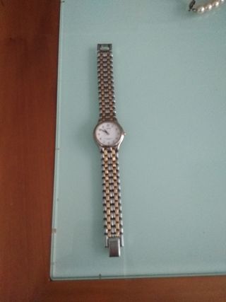 Reloj Lorus water reistant Quartz