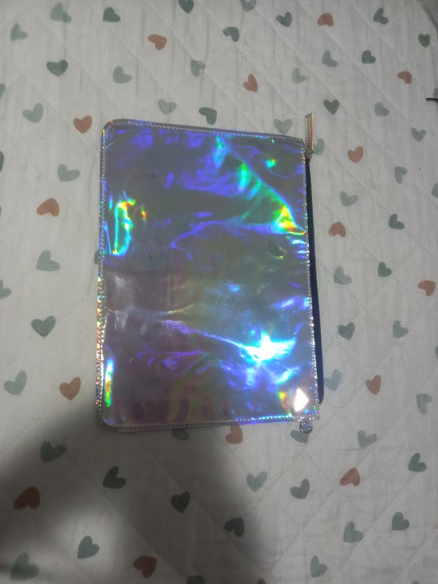 BOLSO PLATEADO REPELENTE AL AGUA