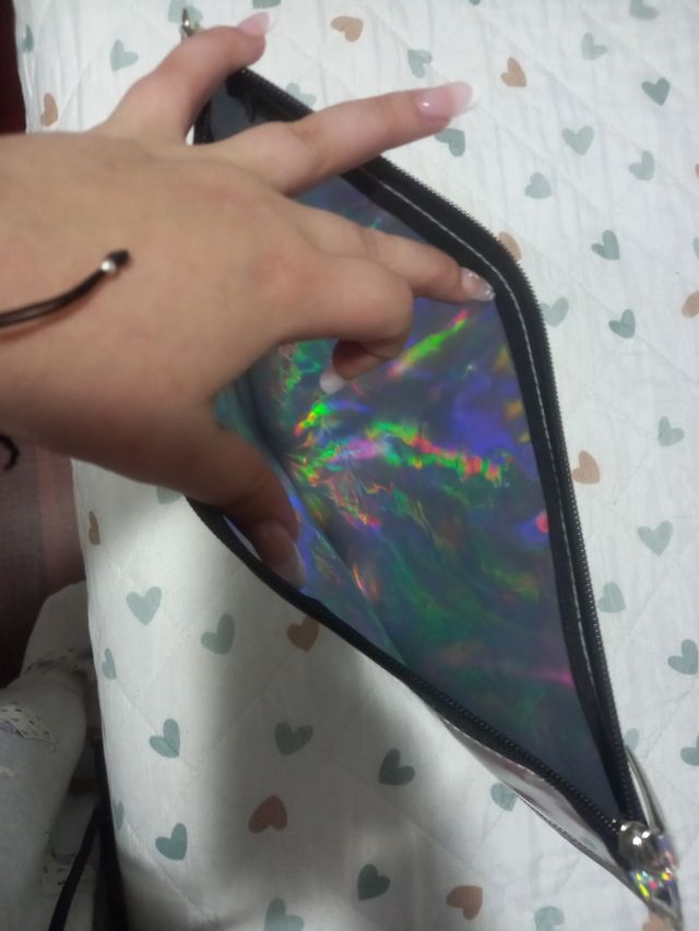 BOLSO PLATEADO REPELENTE AL AGUA