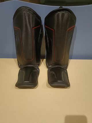 Paratibie Kickboxing in perfetto stato