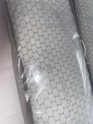 ALMOHADAS 90CM. SIN ESTRENAR. EN SU FUNDA