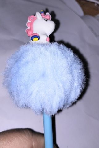 Lotto  5 pezzi :portachiavi unicorno e penne