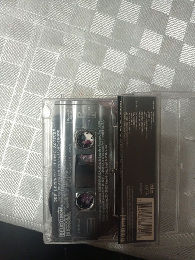 Cinta radio cassette Def Leppard