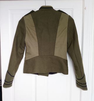 Cazadora militar de Zara 