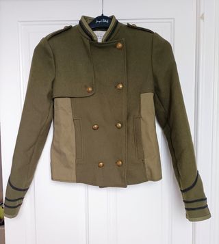 Cazadora militar de Zara 