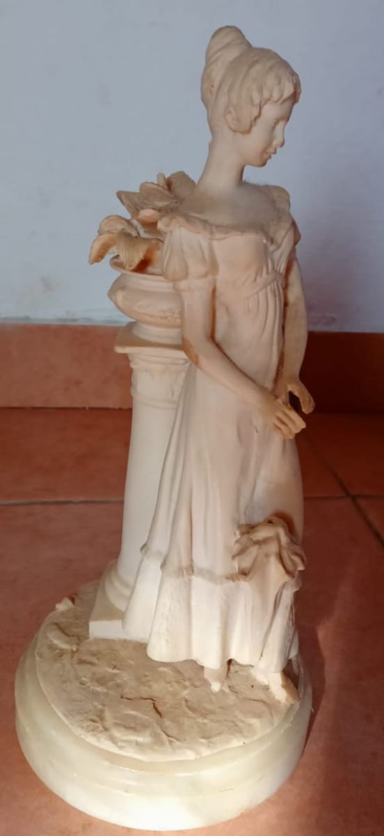 Estatua en buen estado