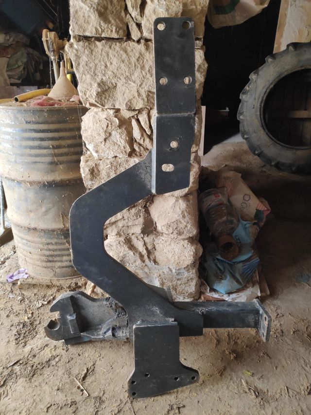 Amarres tractor pala Leon