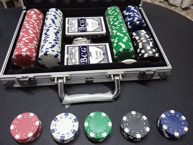 Juego de poker,679-93-89-78