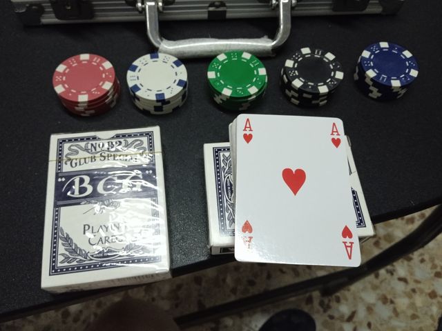 Juego de poker,679-93-89-78