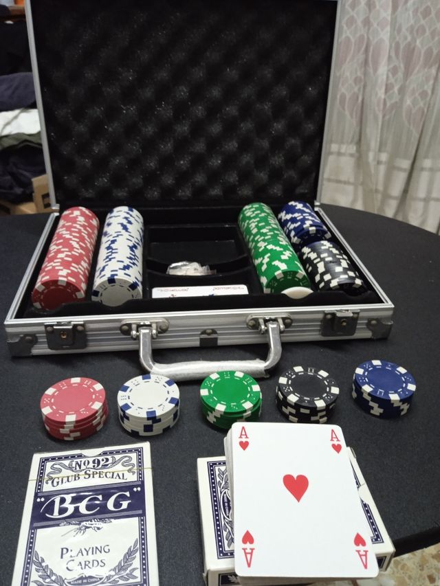 Juego de poker,679-93-89-78