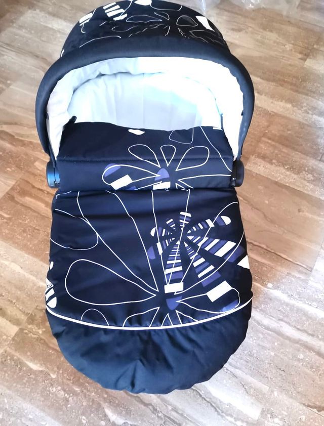 CONJUNTO CAPAZO CARRO Y SILLA