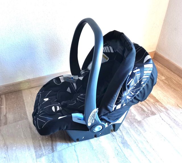 CONJUNTO CAPAZO CARRO Y SILLA