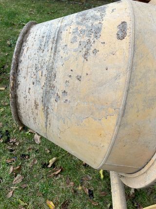 Hormigonera 200L
