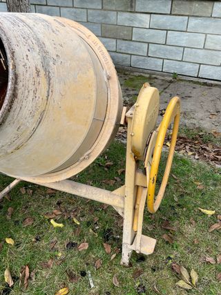 Hormigonera 200L