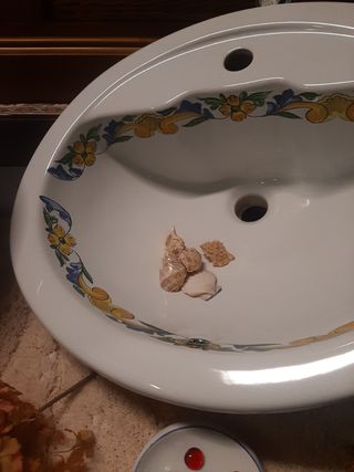 Lavabo decorado a mano
