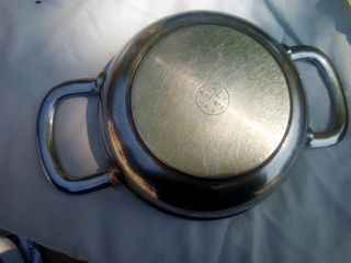 tegame, padellino e mestolo