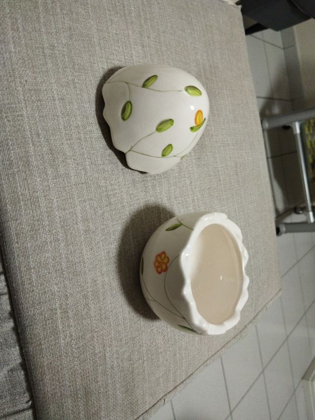 Uovo in porcellana Villadesta