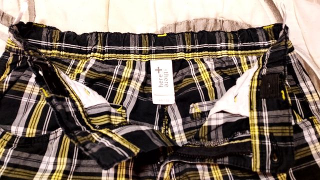 Lote 2 bermudas a cuadros. T 11-12