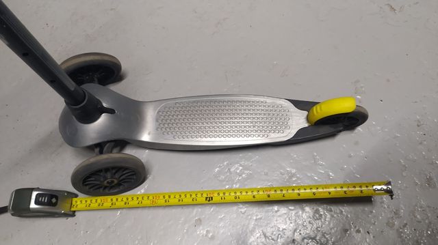 Patinete infantil marca Oxelo a partir 2 años