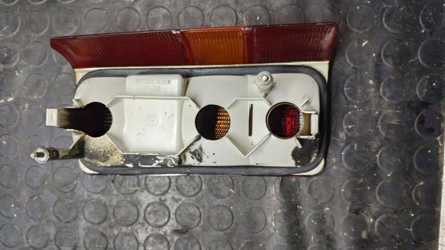 Piloto trasero Seat Terra