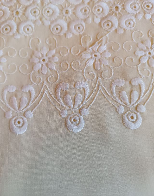 Juego de Sabanas Amarillo clarito. Nº20