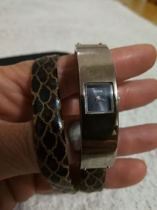 Reloj de pulsera de mujer. GUESS.
