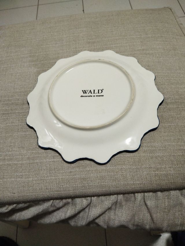 Piatto wald decorato a mano