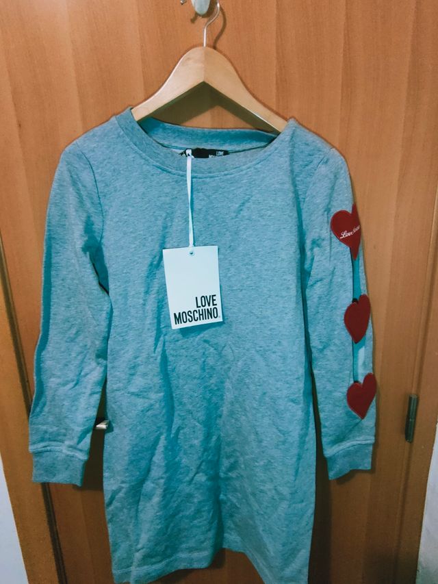 Antes 245€❌ Vestido LOVE MOSCHINO