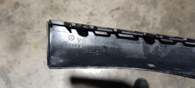 Spoiler paragolpes delantero Volkswagen Vento(1H2)