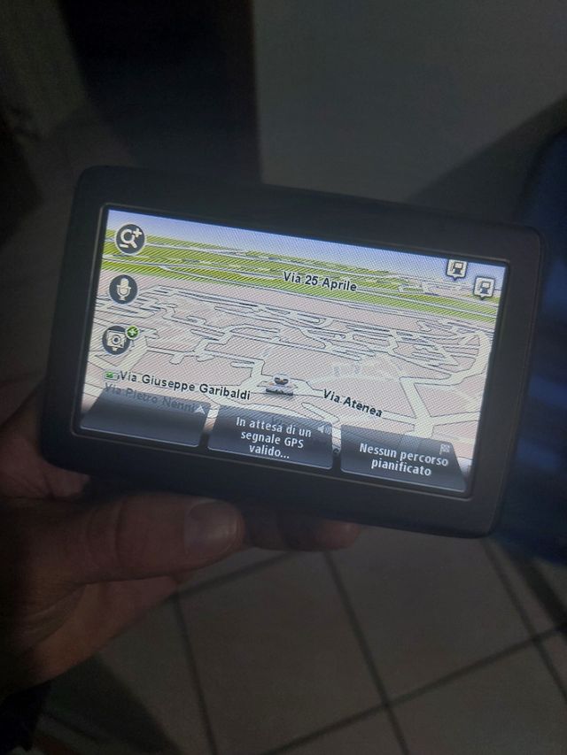 Navigatore TomTom Via