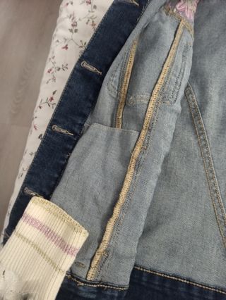 Cazadora tejana Desigual talla 44