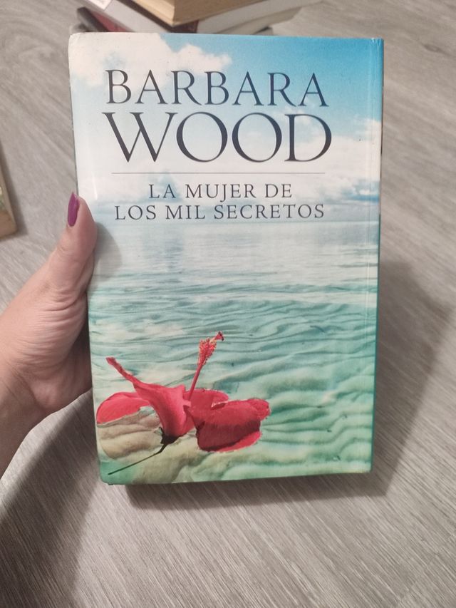 La mujer de los mil secretos
