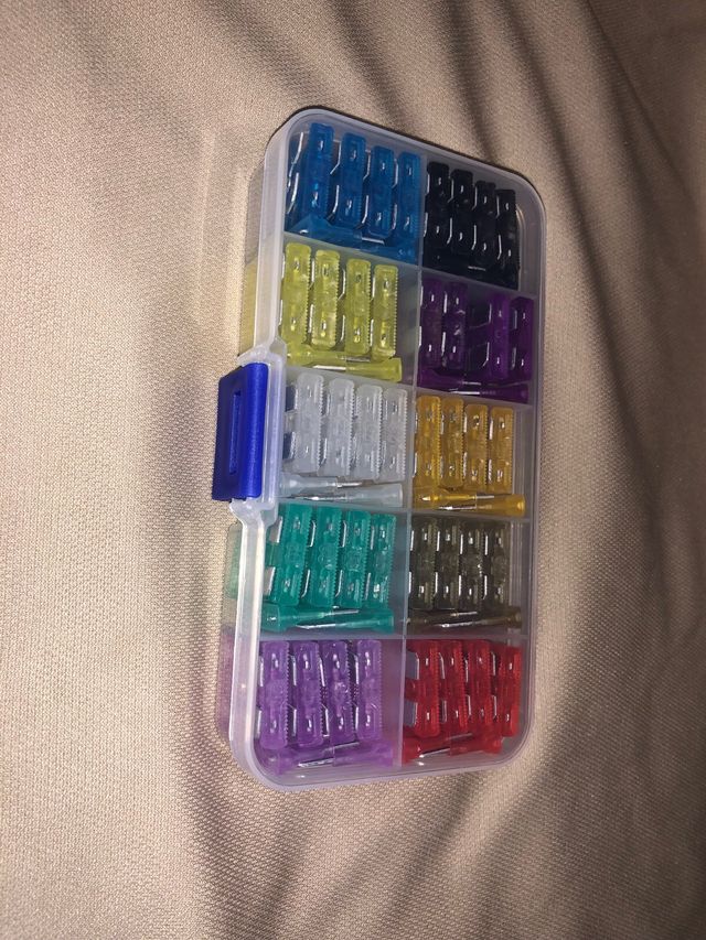 caja fusibles varios