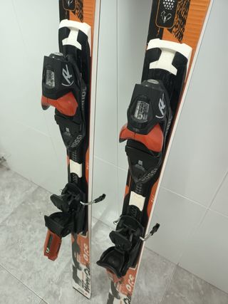 Esquis Rossignol World Cup