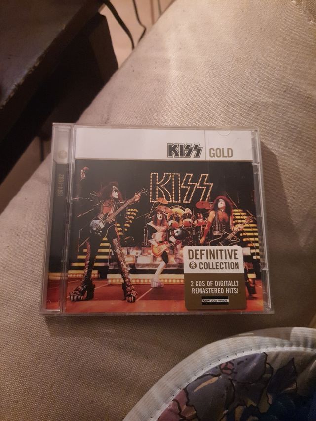 Kiss gold definitive collection