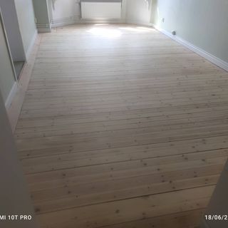 instalacion lijado barnizado acuchillar parquet