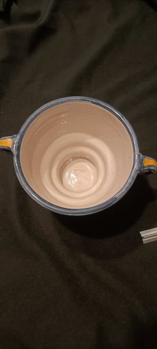 Cerámica pintada a mano