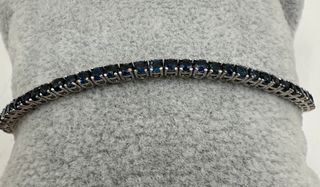 Pulsera riviere de oro de 18 kt con zafiros 4.00ct