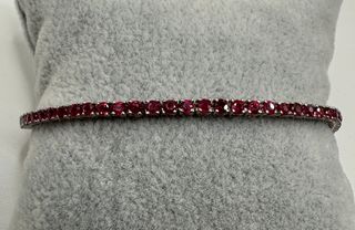 Pulsera riviere de oro de 18 kt con rubíes 4.00ct 