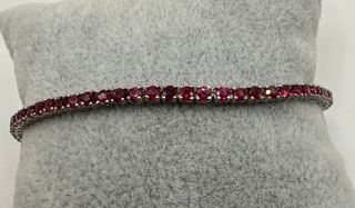 Pulsera riviere de oro de 18 kt con rubíes 4.00ct 