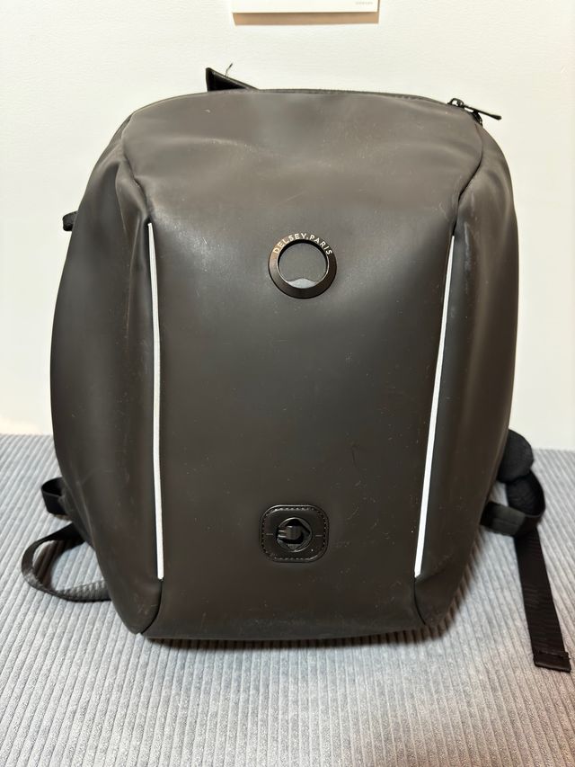 Mochila Delsey Securain Connect