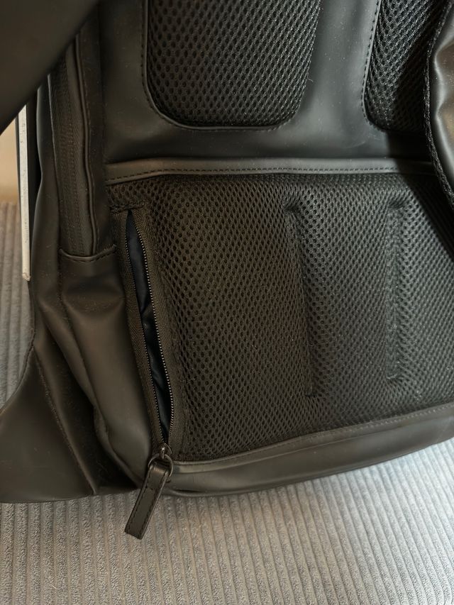 Mochila Delsey Securain Connect