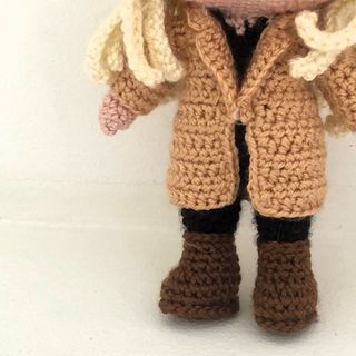 AMIGURUMI crochet: RED (Taylor´s version) a mano