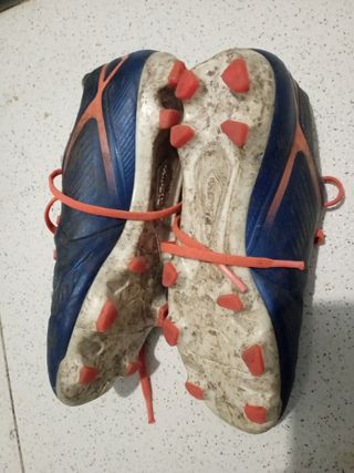 Botas de fútbol de niño número 33 