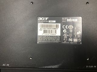 Monitores varios 19”