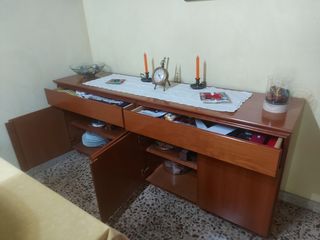 aparador, mueble de pura madera, súper bien cuidad