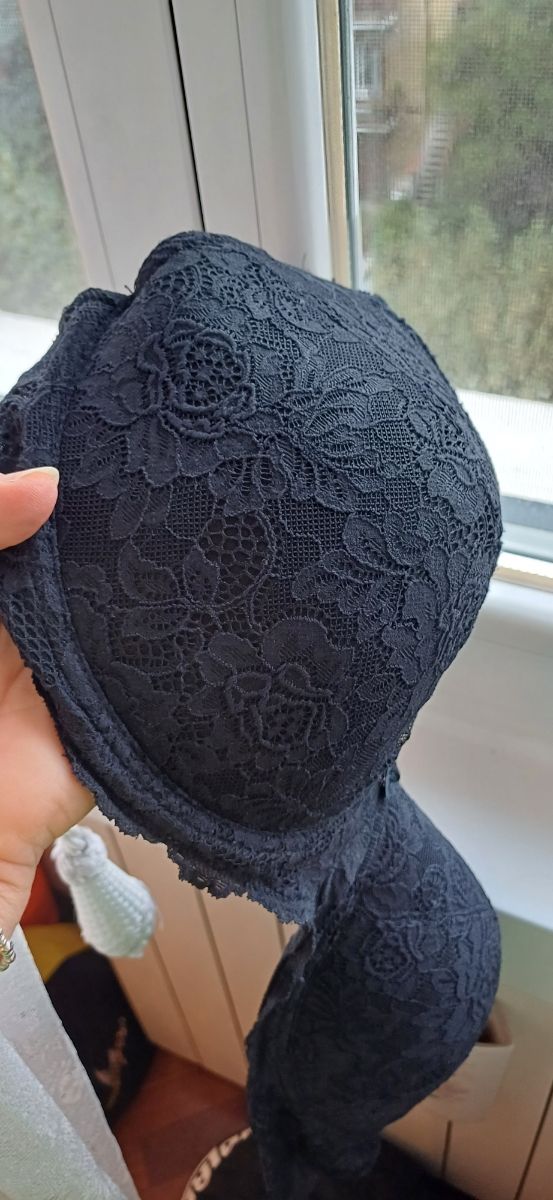 reggiseno nero di pizzo Intimissimi