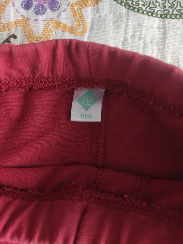 Pantalones bebé talla 18 meses. 3€ cada uno suelto